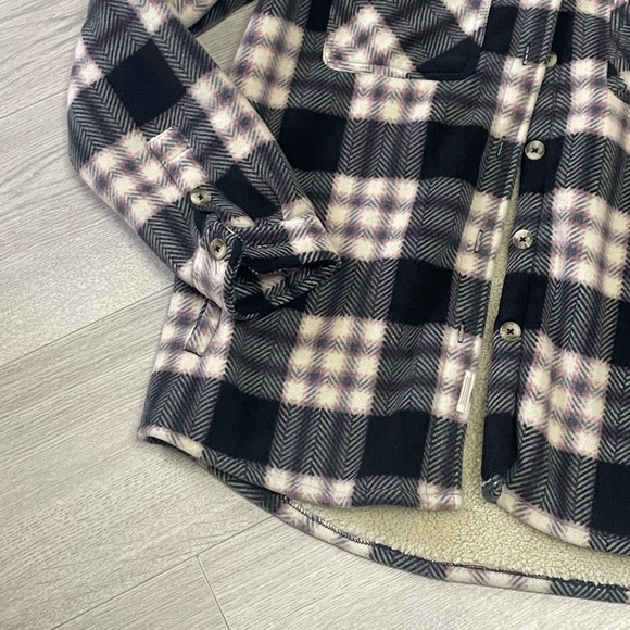 Soho Flannel Cozy Lined Jacket - Picture 4 of 11